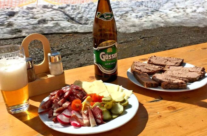 Eten en Drinken: Restaurant Dreiländereck Hütte