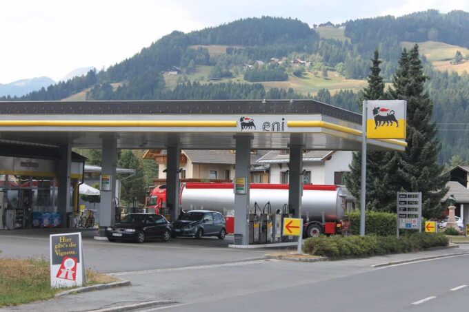 Faciliteiten: Tankstation Eni